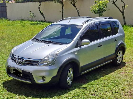 NISSAN LIVINA 1.8 SL X-GEAR 16V FLEX 4P AUTOMÁTICO